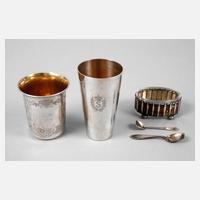 Drei Teile Silber111