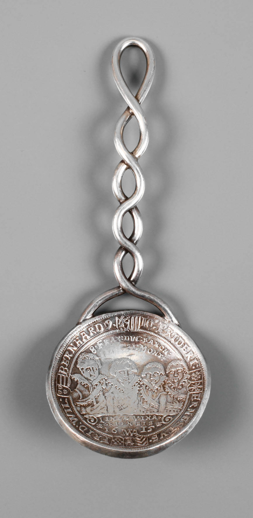 Löffel mit Achtbrüdertaler 1615