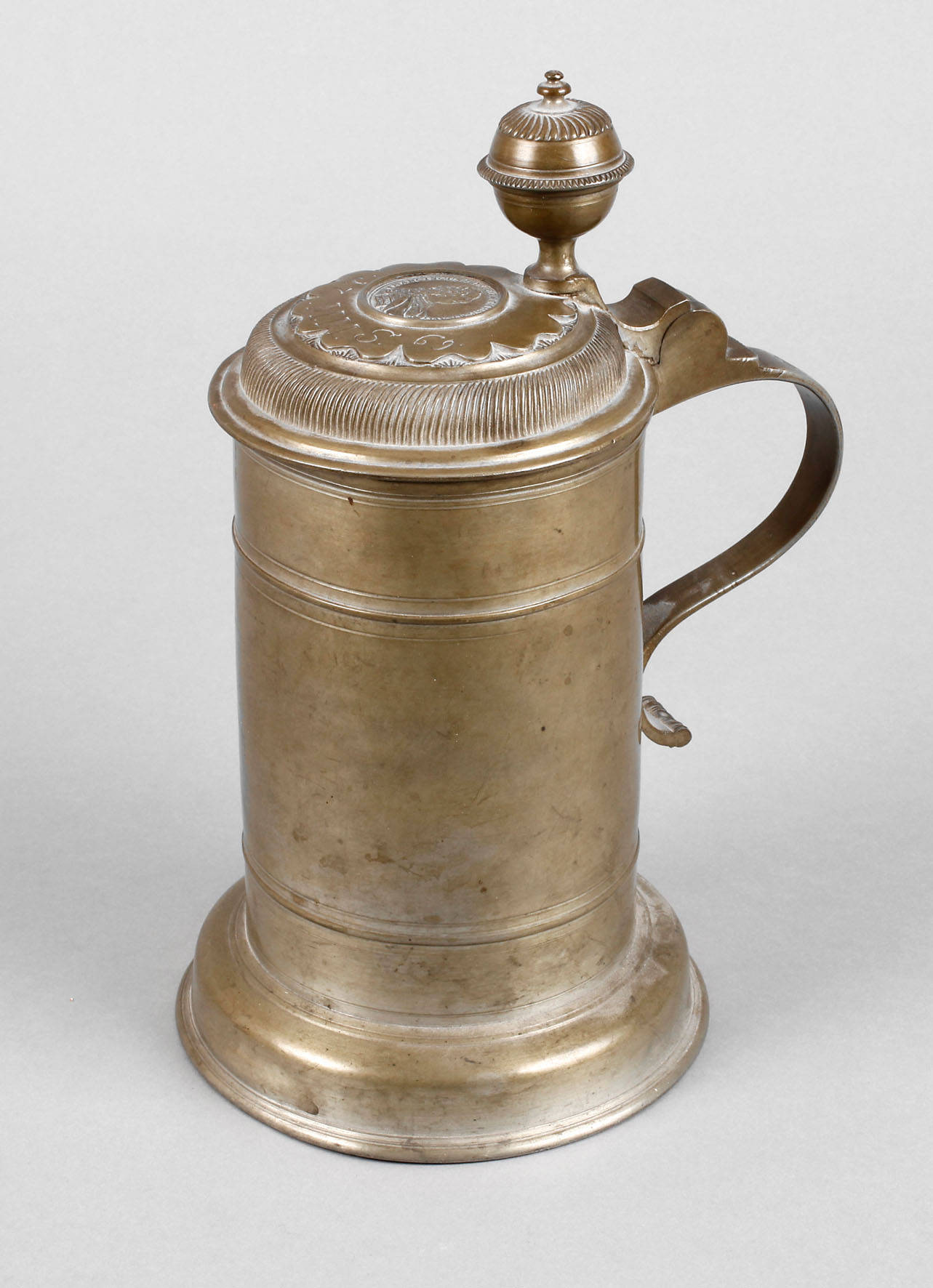 Großer Zinnwalzenkrug