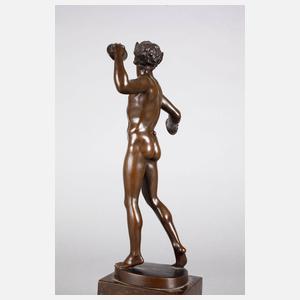 Musizierender Faun mit Zimbeln
