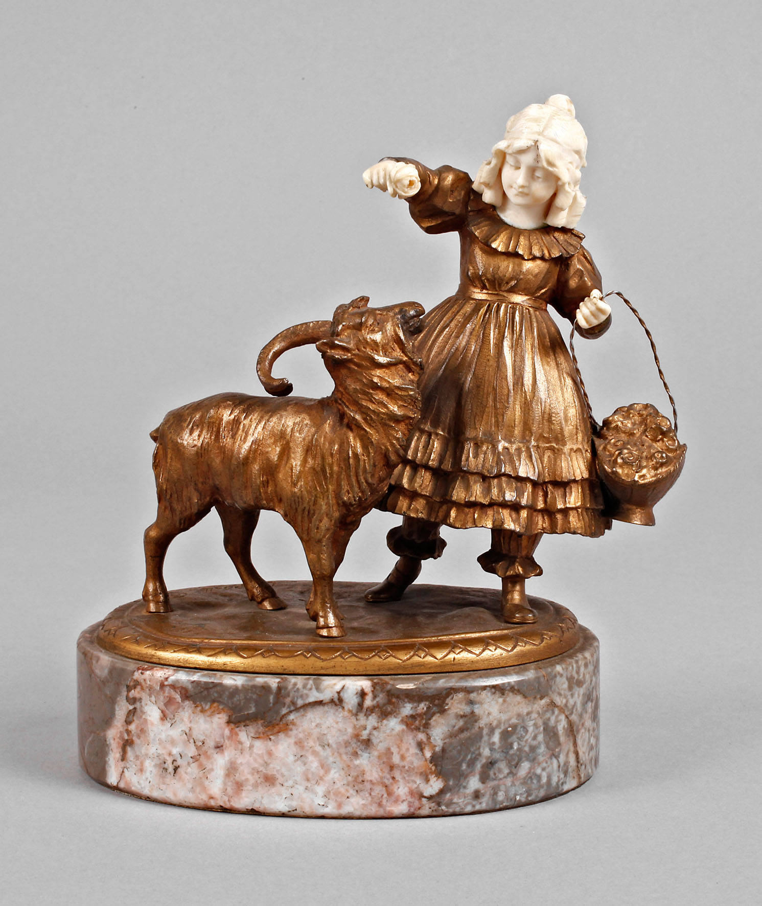 Campbell, Chryselephantine Mädchen mit Ziege