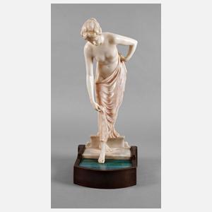 O. Herzog, figürliche Jugendstillampe