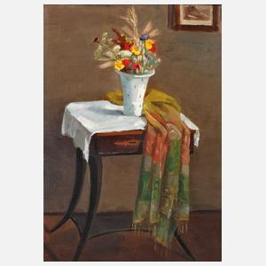 Nähtisch mit Blumenstrauß