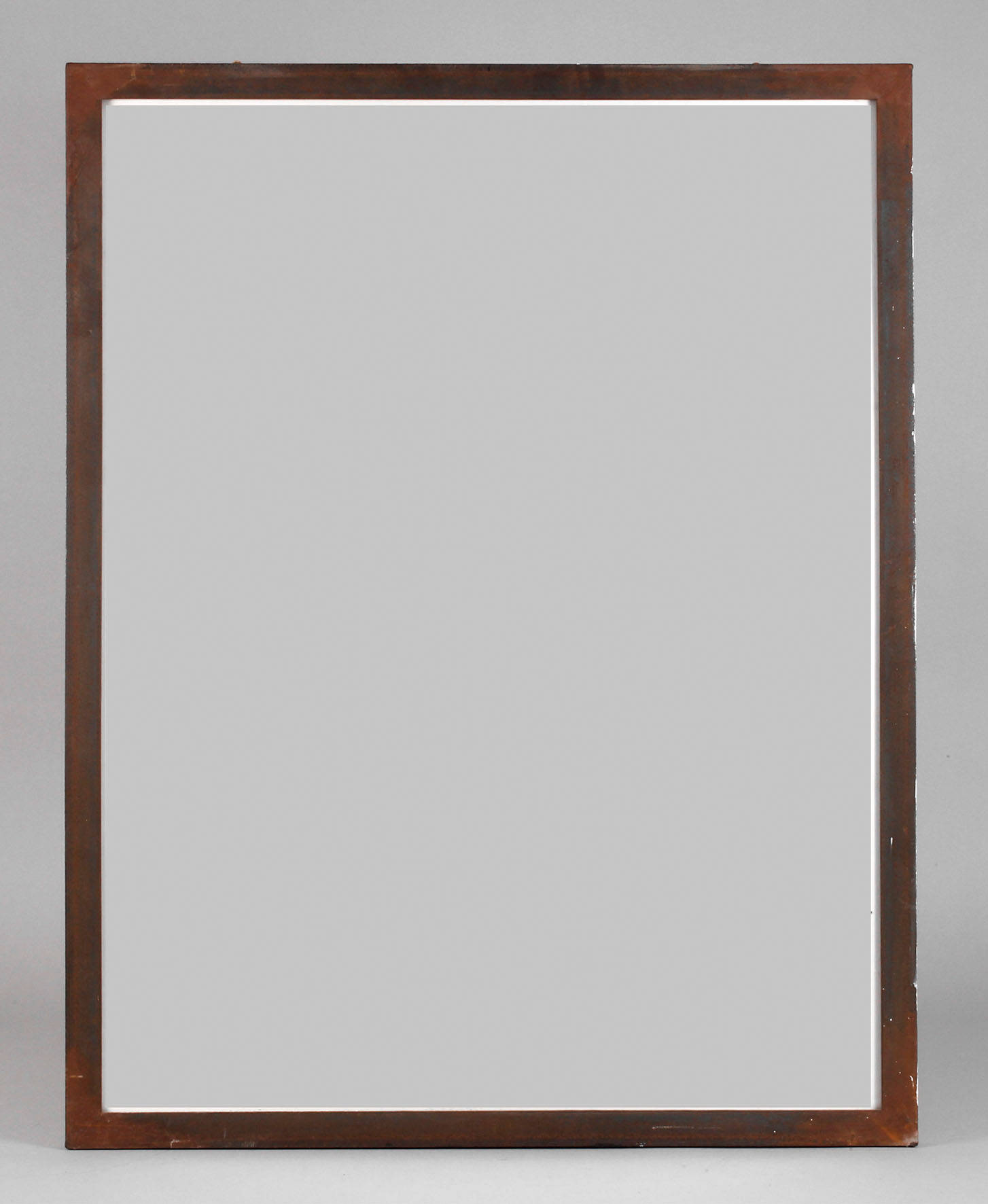 Effektvoller Eisenrahmen