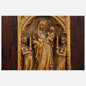 Elfenbeinschnitzerei