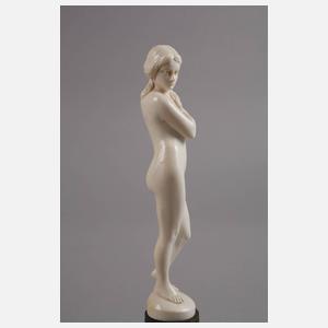 Feine Elfenbeinschnitzerei