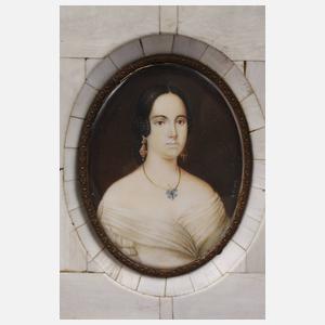 Vier Elfenbeinminiaturen