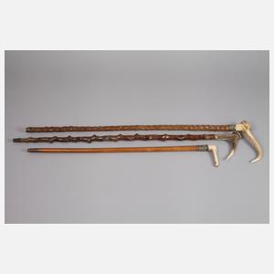 Drei jagdliche Spazierstöcke