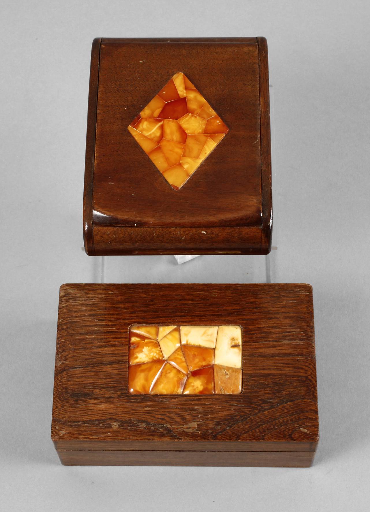 Zwei Bernsteinschatullen