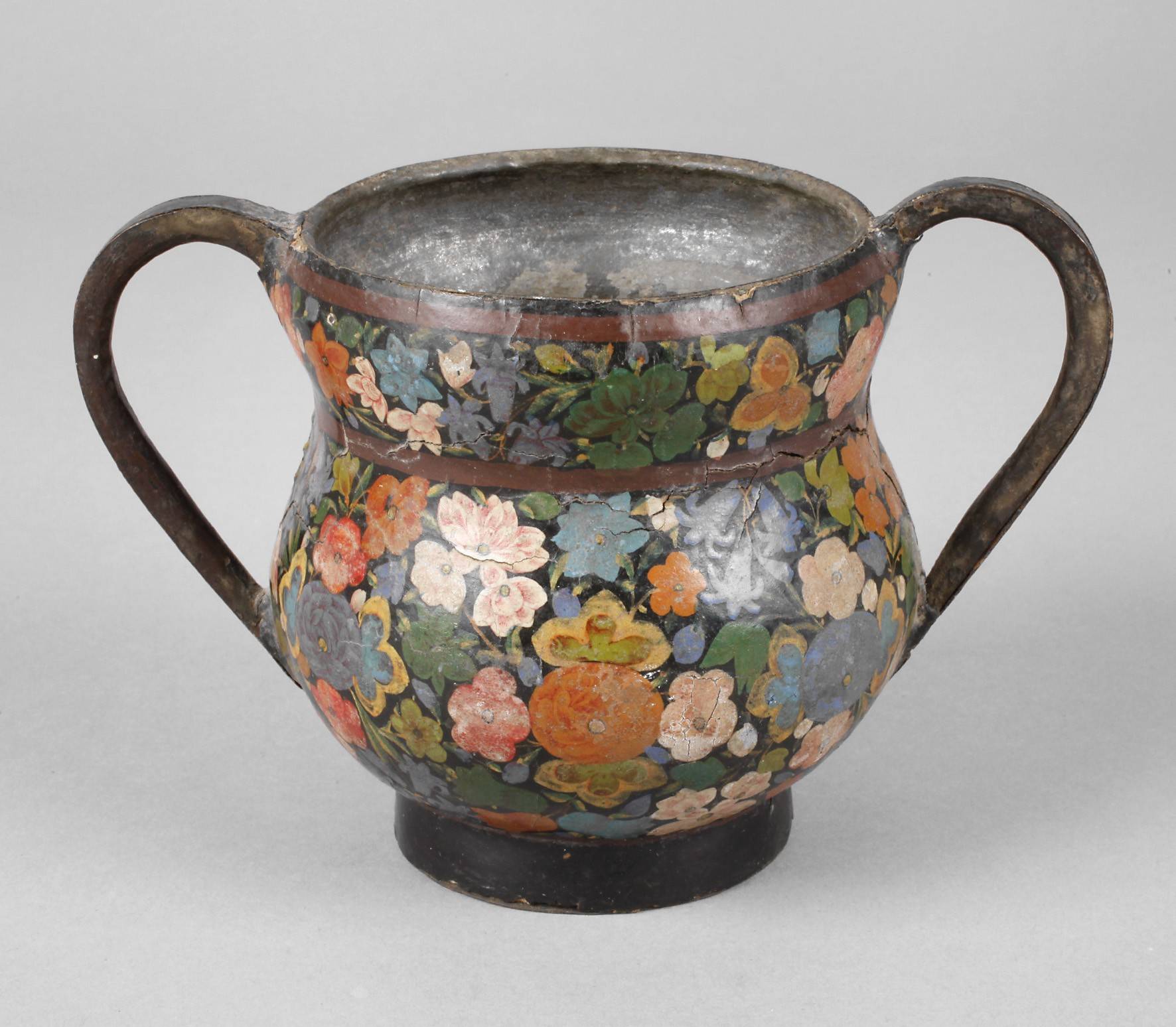 Ziervase mit Blumenmalerei