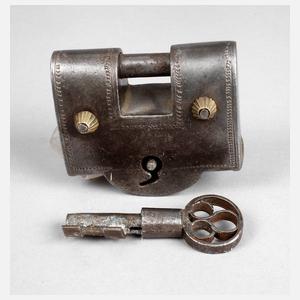 Historisches Vorhängeschloss