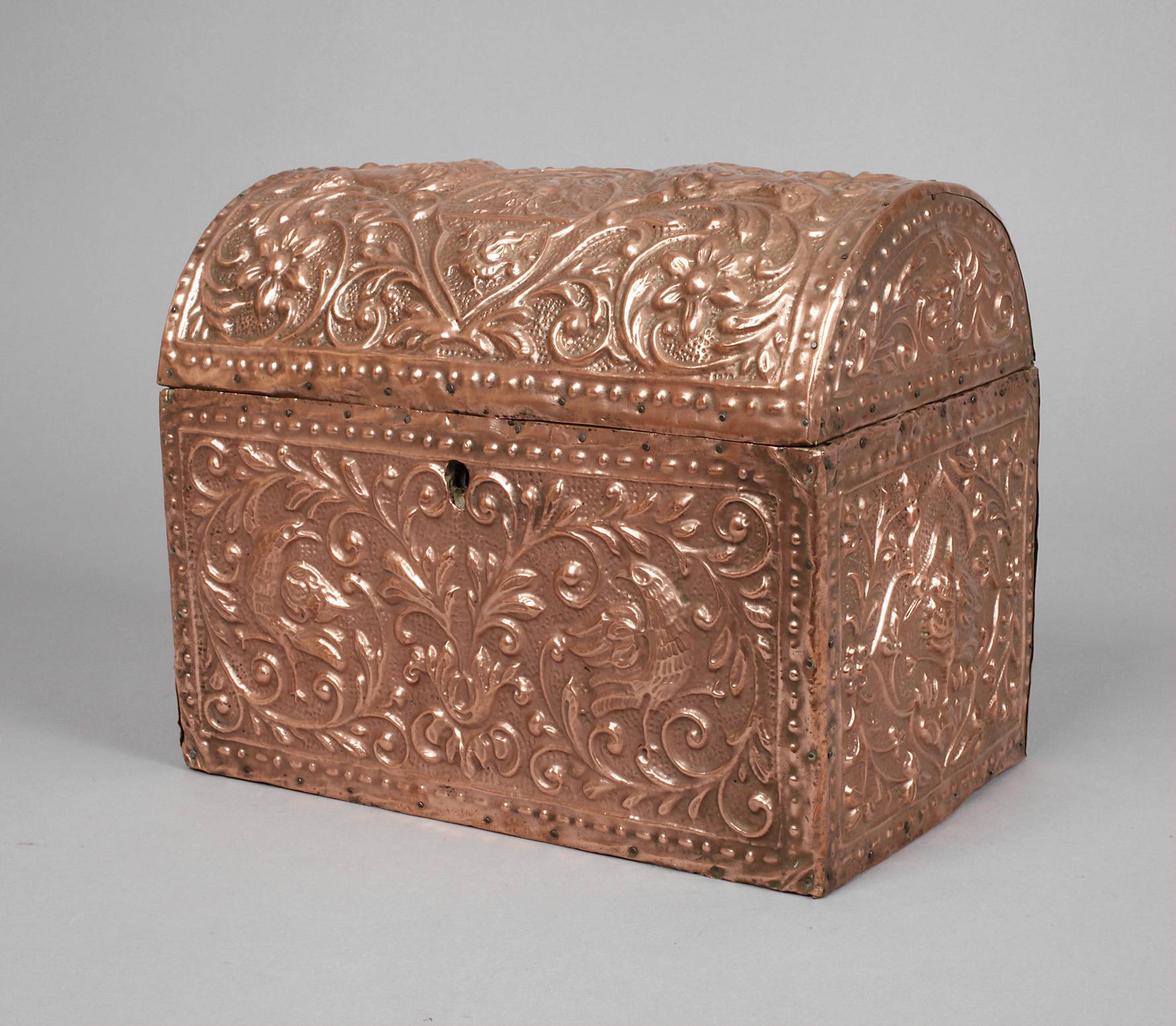 Kleine Truhe Historismus