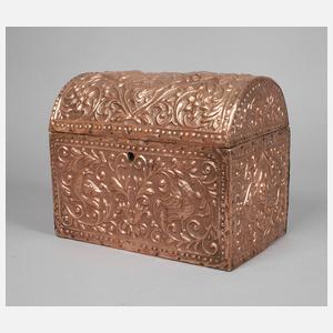 Kleine Truhe Historismus