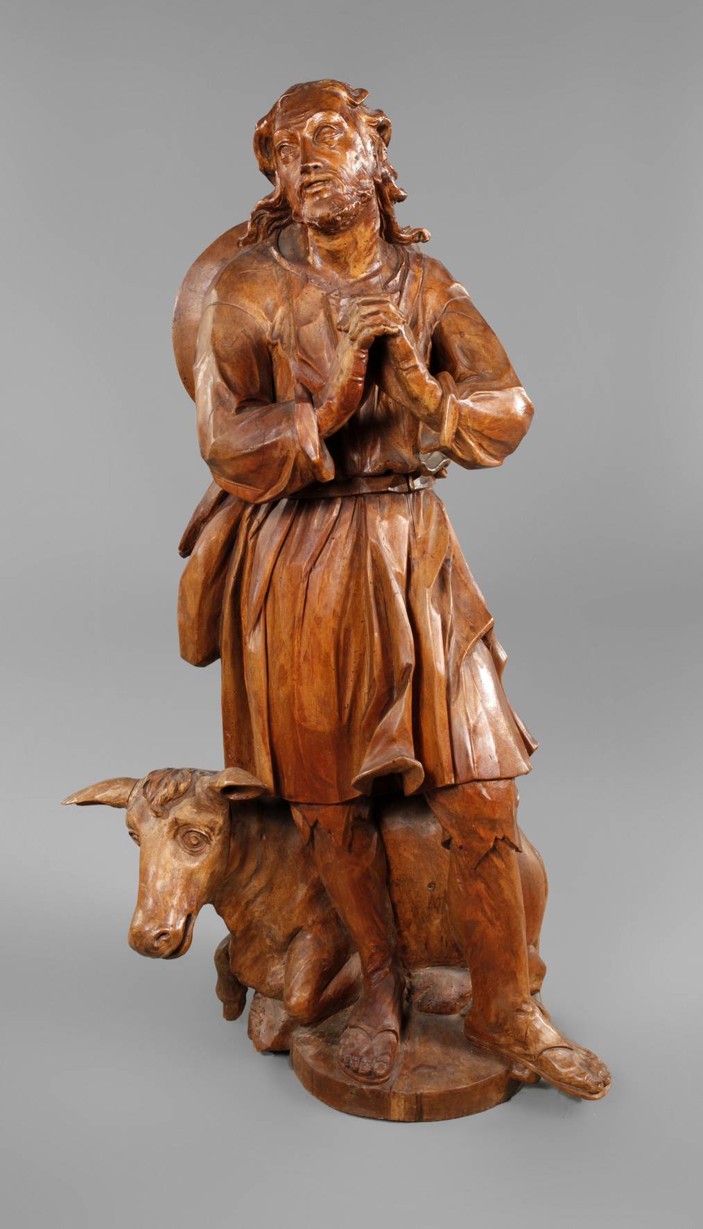 Große figürliche Schnitzerei