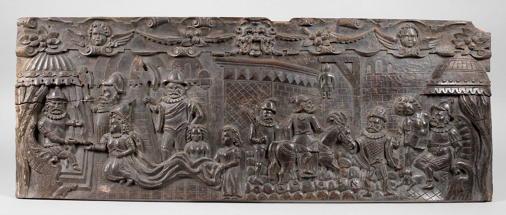 Große Reliefschnitzerei