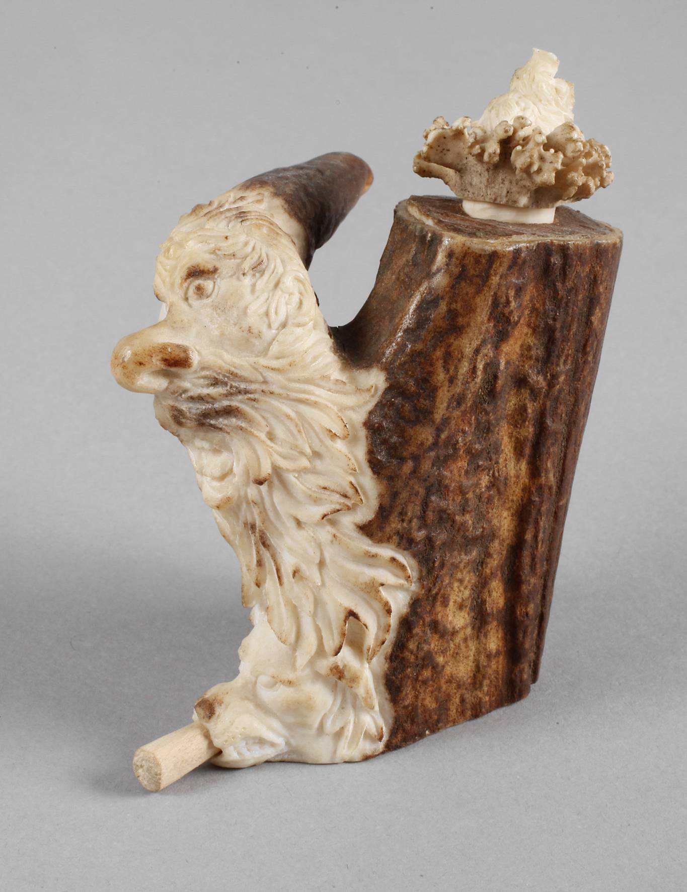 Jagdliche Schnupftabakflasche