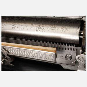 Große Walzenspieldose