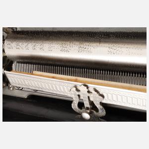 Große Walzenspieldose