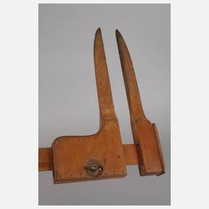 Großer Messschieber
