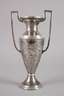 Große Silbervase in Niellotechnik
