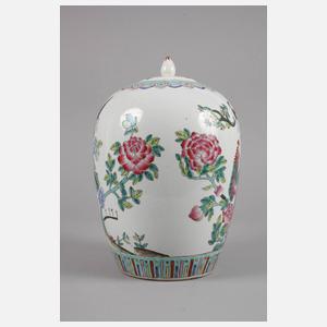 Deckelvase Famille Rose