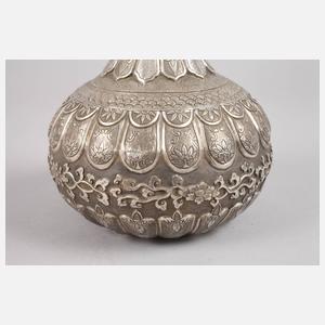 Dekorative Silbervase