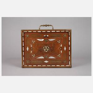 Persisches Kabinettschränkchen