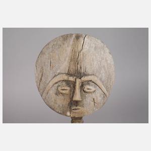 Zwei figürliche Schnitzereien