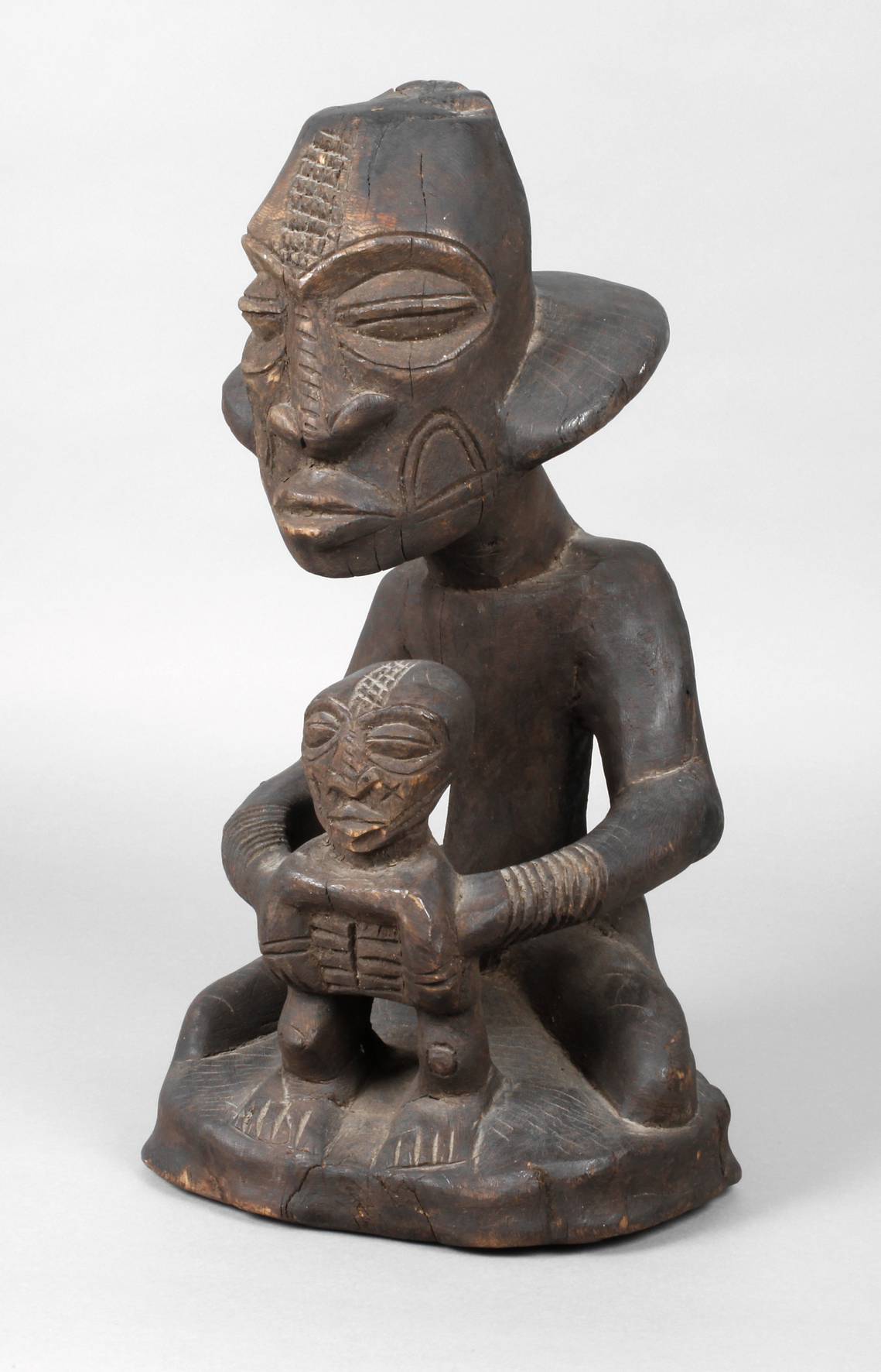 Figürliche Schnitzerei