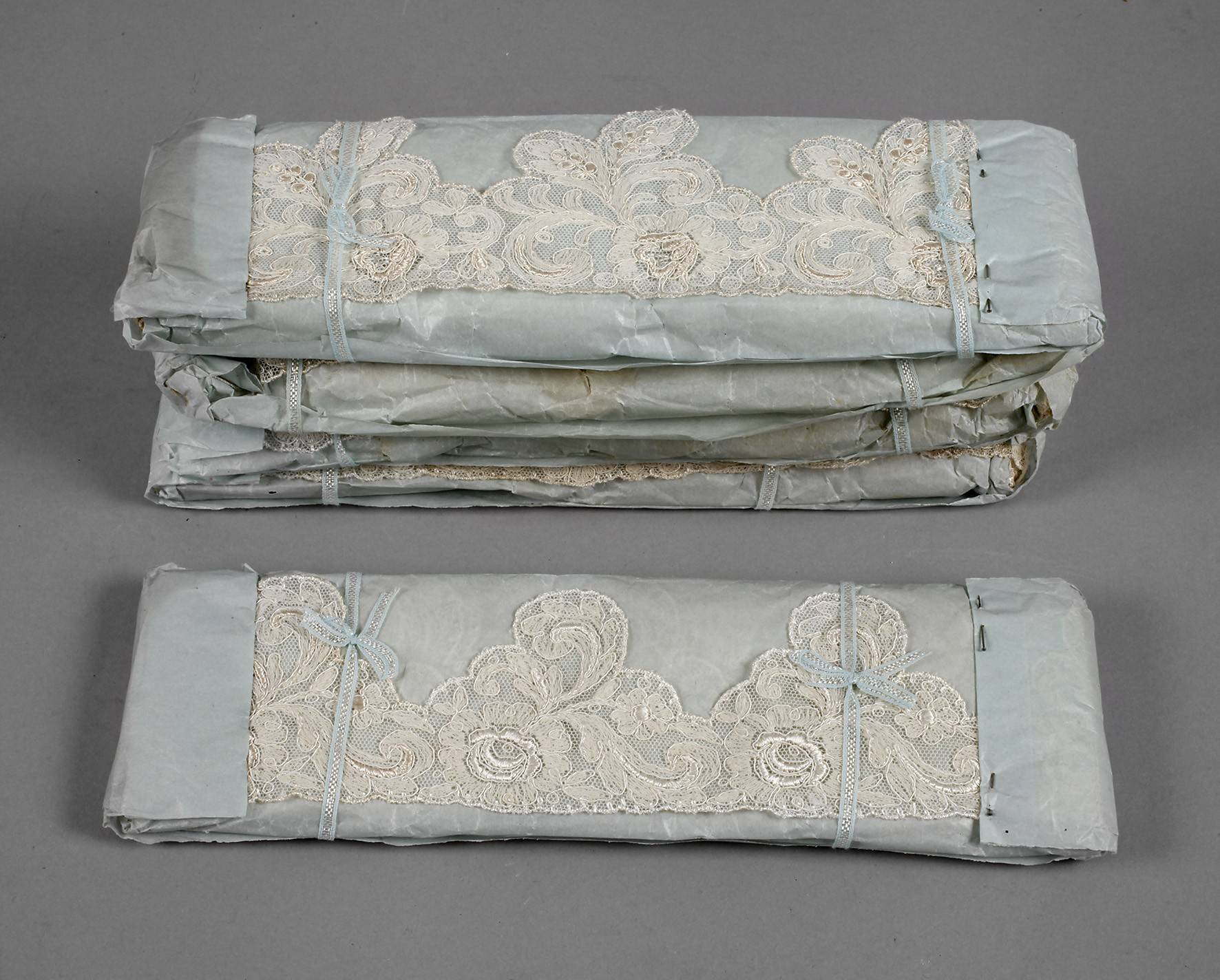 Plauener Spitzenbordüren