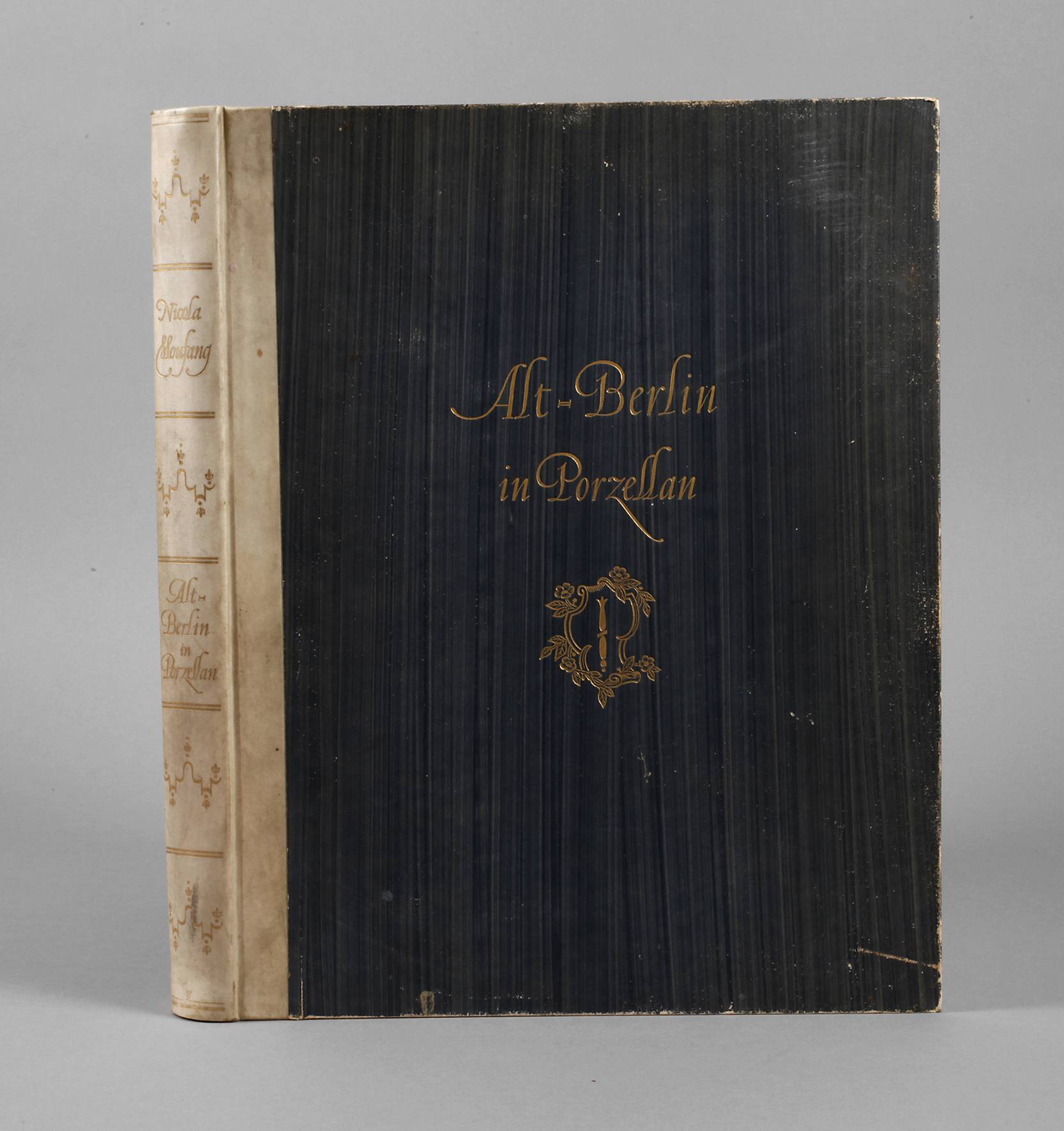 N. Moufang, Alt-Berlin in Porzellan