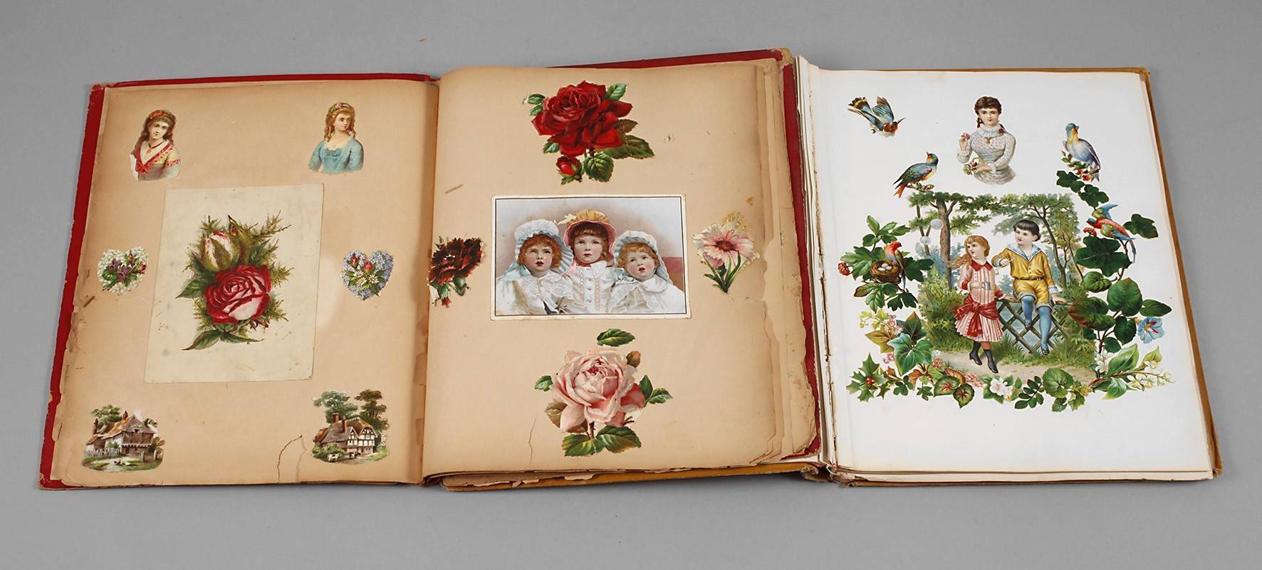 Zwei Alben Glanzbilder