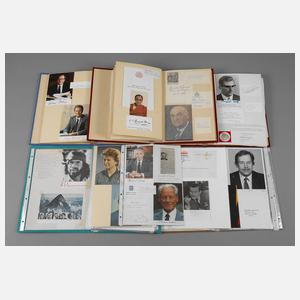 Umfangreiches Konvolut Autogramme