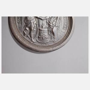 Spielstein mit Relief einer Medaille Wilhelm III. 1691