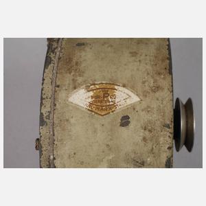 Kleine Pelton-Turbine mit Transmissionsaufnahme