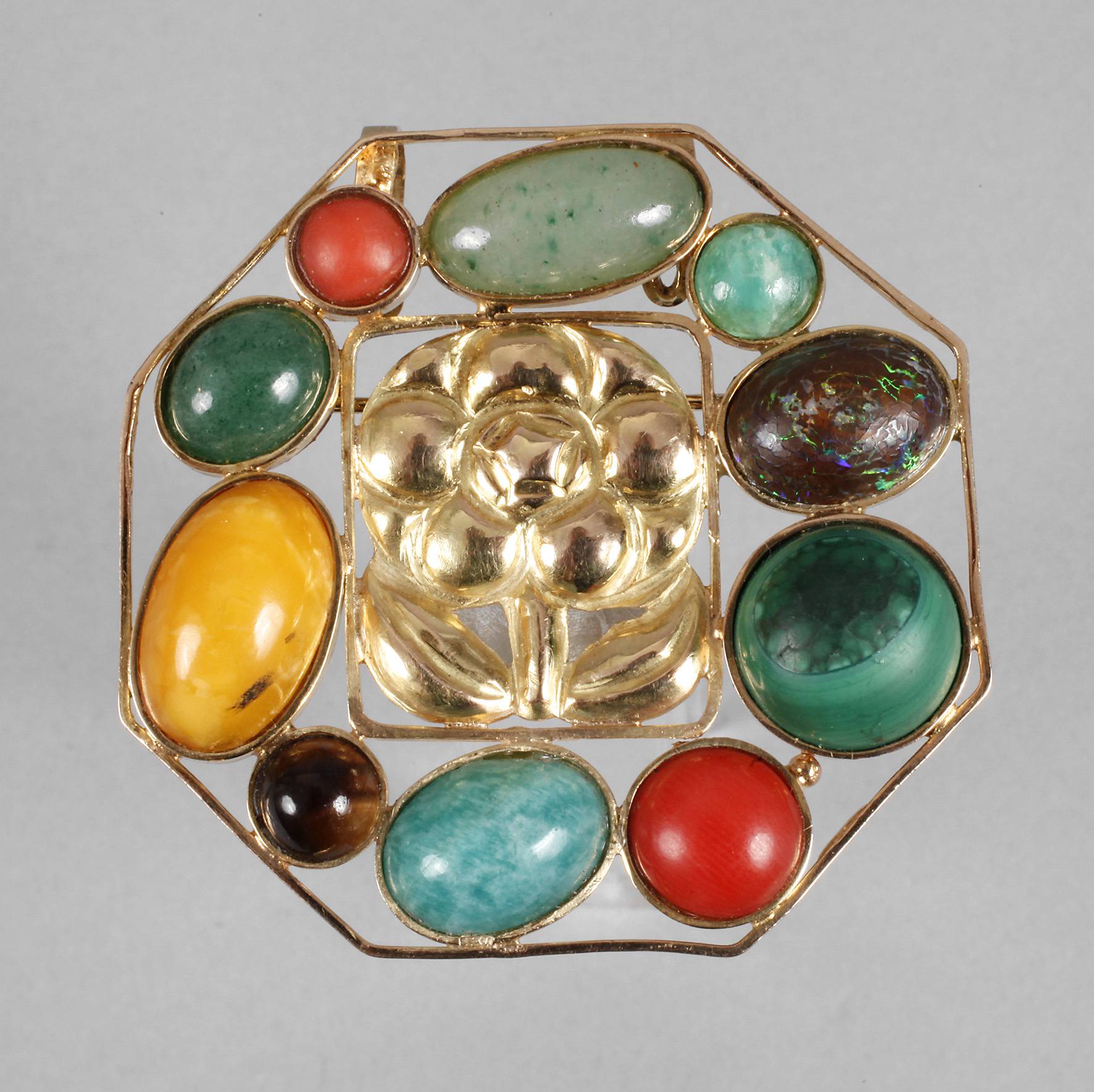 Brosche mit Steinbesatz