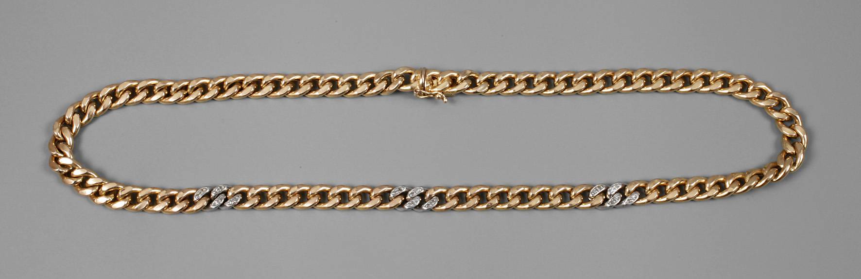 Breite Gliederkette mit Diamantbesatz