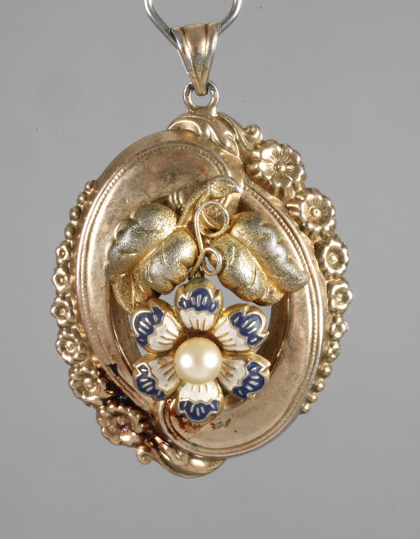 Historismus-Anhänger