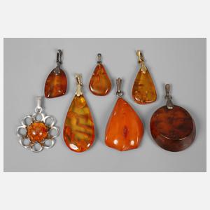 Konvolut Bernsteinanhänger