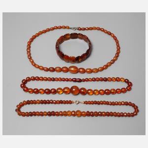 Konvolut Bernsteinschmuck