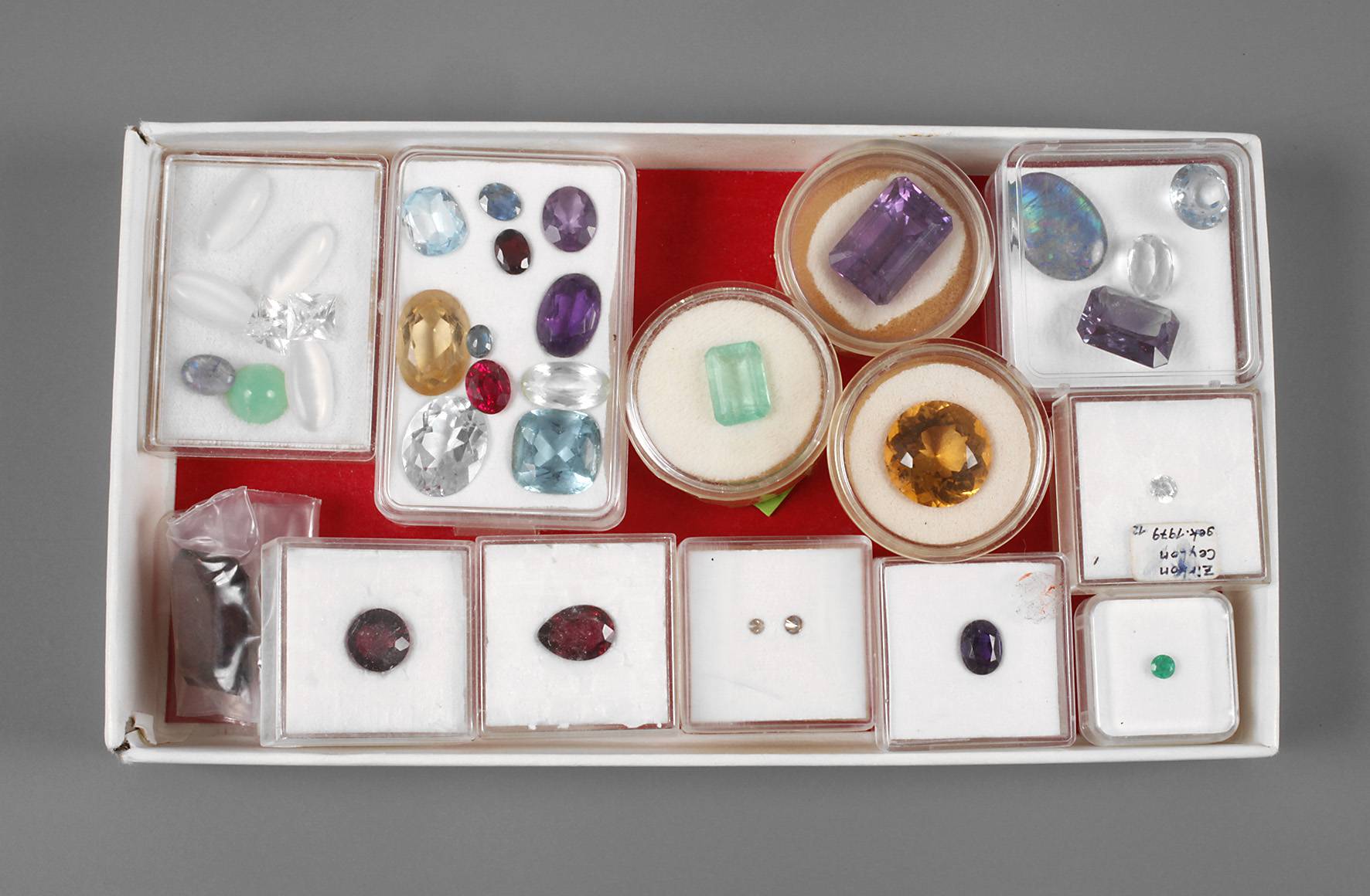 Sammlung Schmucksteine