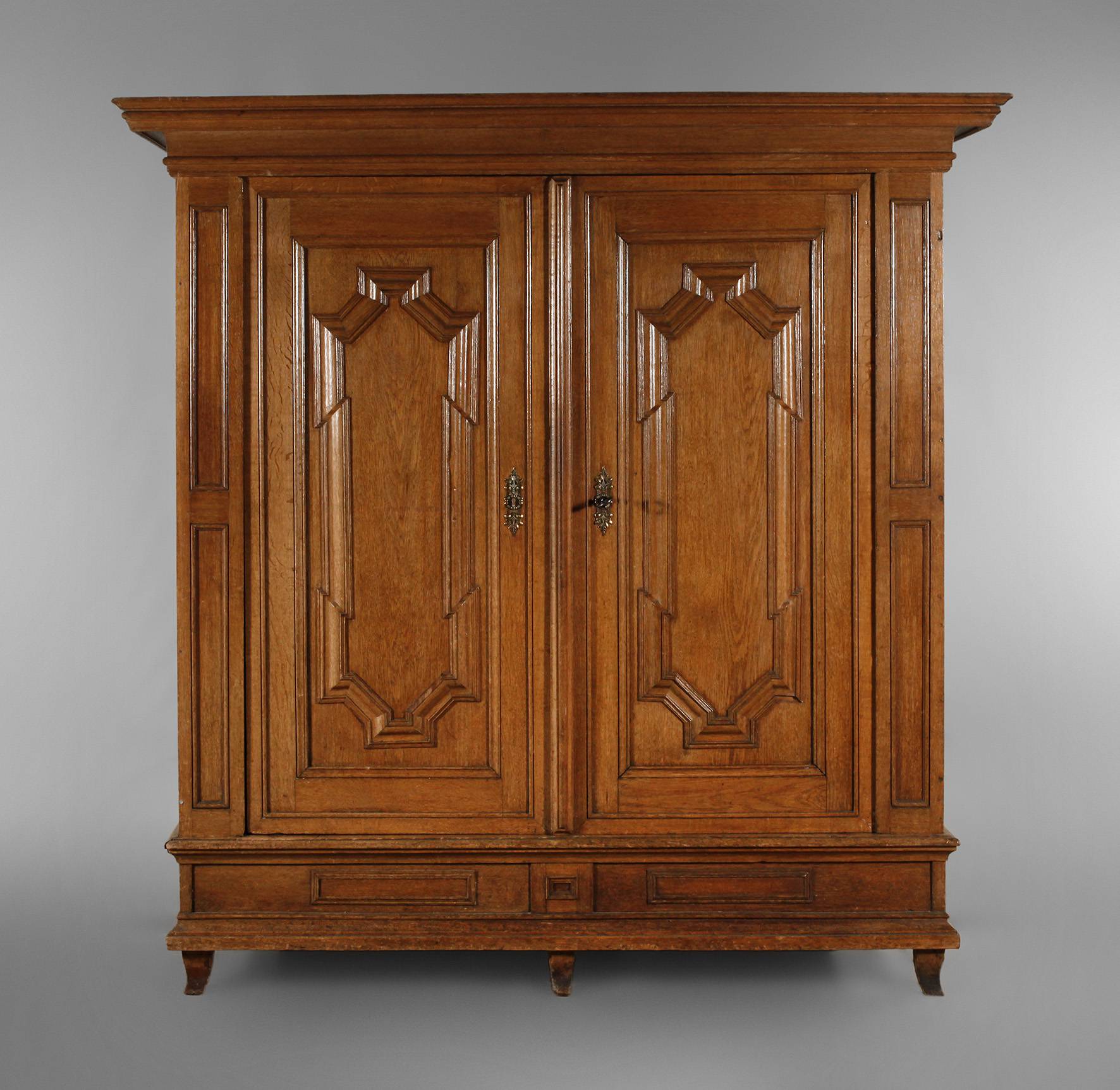 Dielenschrank Barock