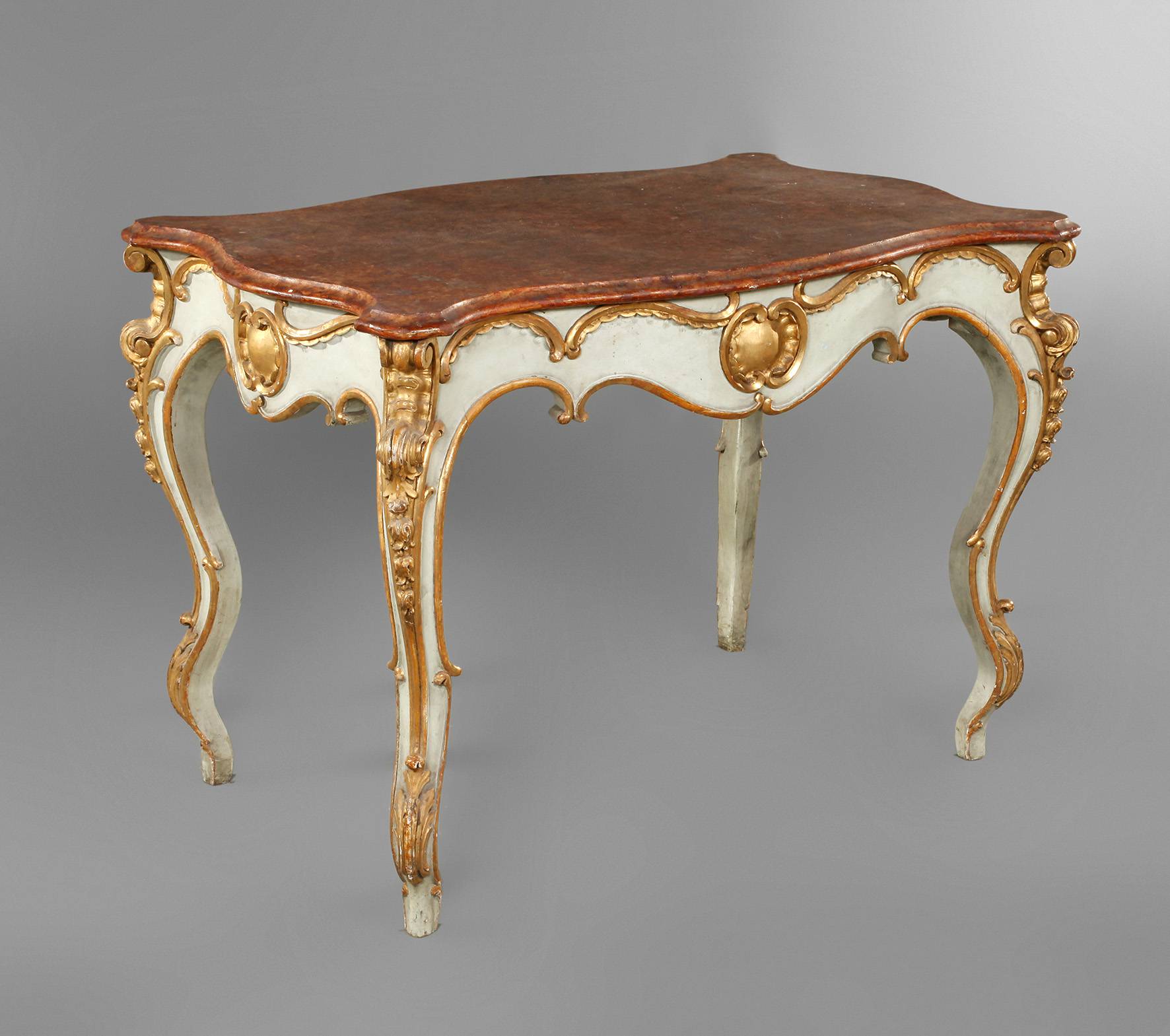 Gefasster Barocktisch