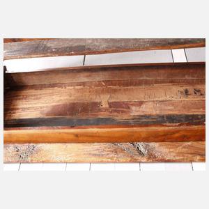 Großer barocker Esstisch