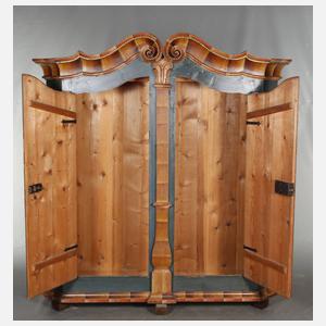 Vogtländischer Bauernschrank