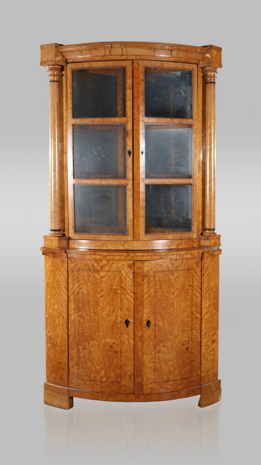 Eckvitrine Biedermeier