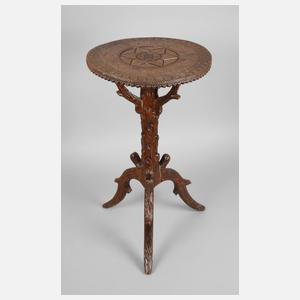 Jagdlicher Blumentisch