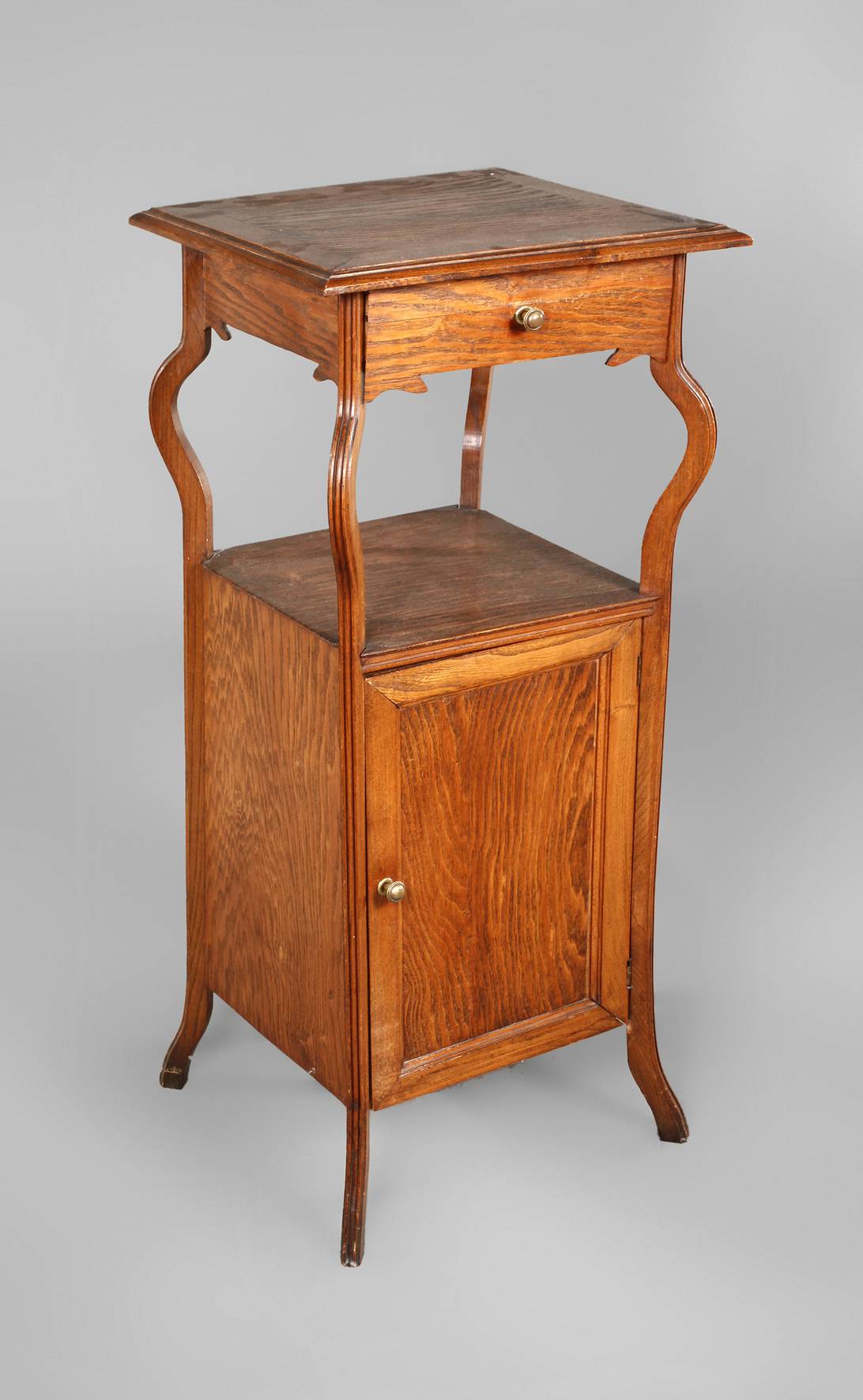 Jugendstil-Säulenschrank