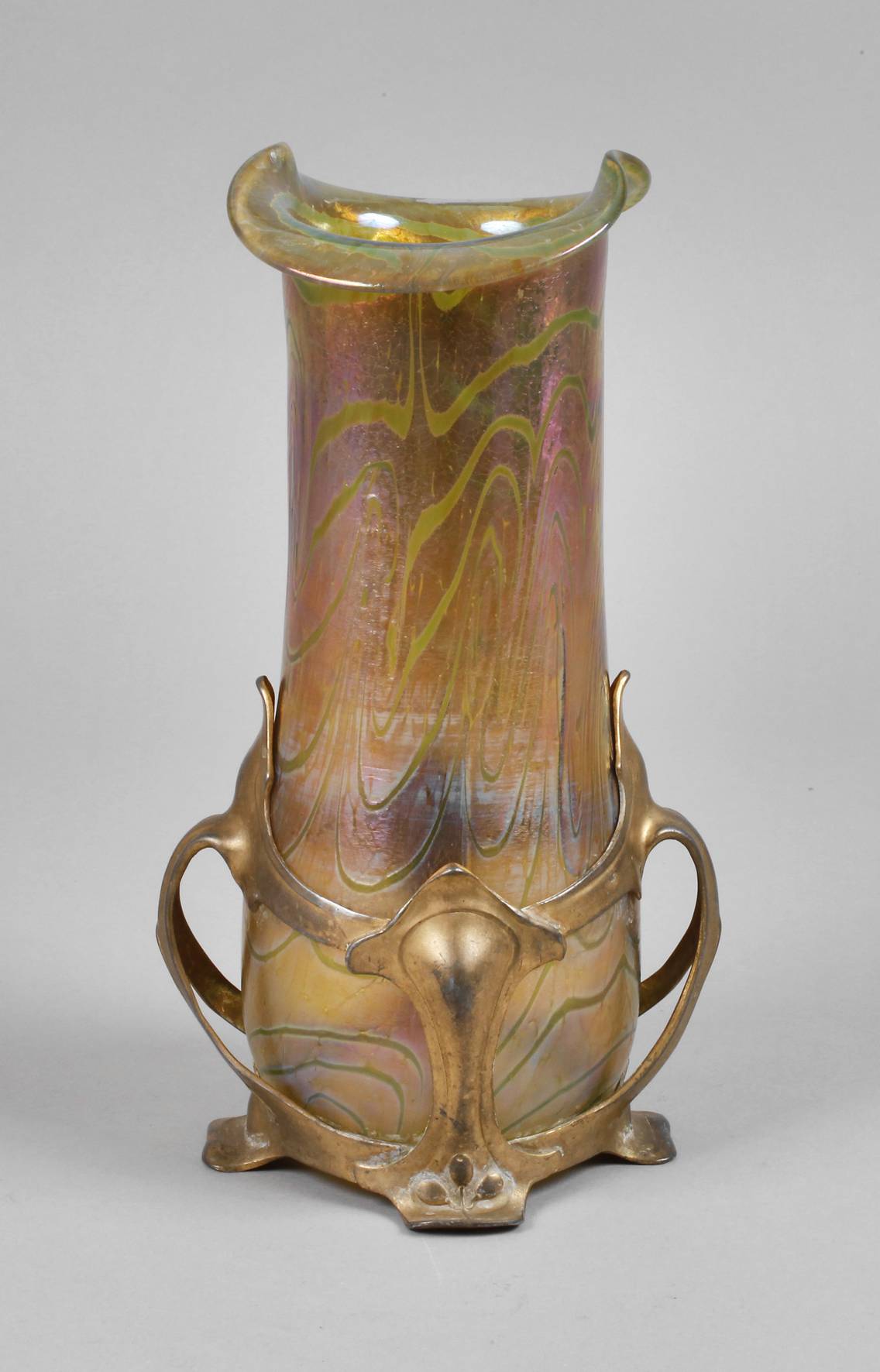 Jugendstilvase mit Metallmontur