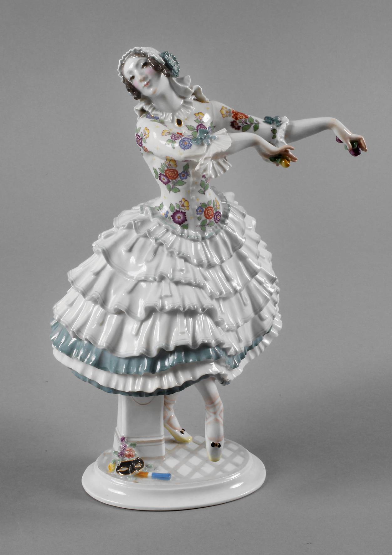 Meissen ”Chiarina” aus dem russischen Ballett Karneval